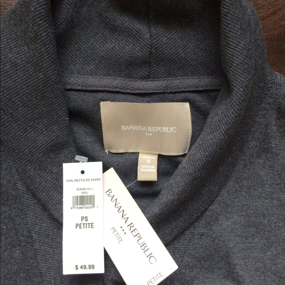 dark gray sweater - Picture 4 of 4